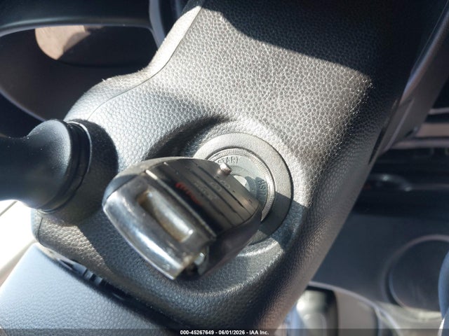 45267649 :رقم المزاد ، KNDJP3A51E7018775 vin ، 2014 Kia Soul + مزاد بيع