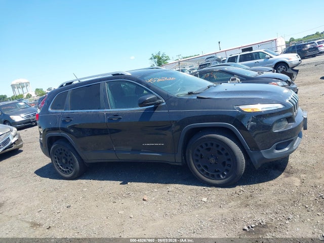 Продажа на аукционе авто 2015 Jeep Cherokee Latitude, vin: 1C4PJMCS5FW686736, номер лота: 45267660