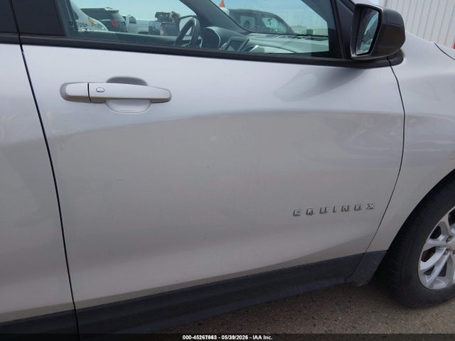 3GNAXSEV2MS173637 Chevrolet Equinox Awd Ls