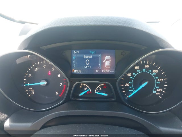 45267664 :رقم المزاد ، 1FMCU0F76FUA38495 vin ، 2015 Ford Escape S مزاد بيع