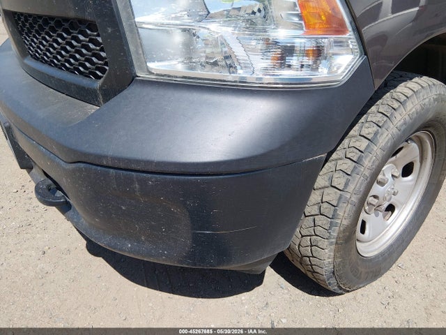 45267685 :رقم المزاد ، 1C6RR7FG6LS158935 vin ، 2020 Ram 1500 Classic Tradesman  4x4 6'4 Box مزاد بيع