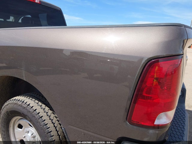 45267685 :رقم المزاد ، 1C6RR7FG6LS158935 vin ، 2020 Ram 1500 Classic Tradesman  4x4 6'4 Box مزاد بيع