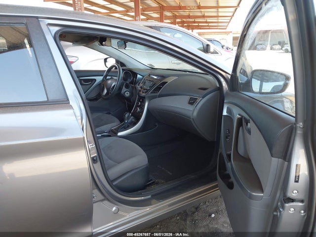 5NPDH4AE0EH502173 Hyundai ELANTRA SE