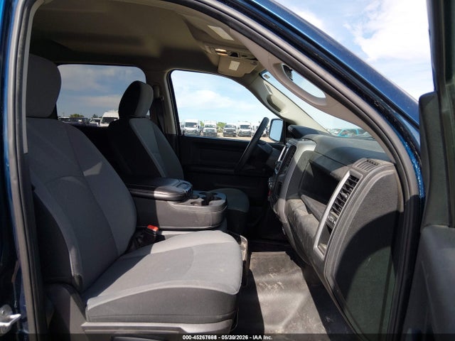 Продажа на аукционе авто 2021 Ram 1500 Classic Tradesman  4x4 5'7 Box, vin: 3C6RR7KG7MG664031, номер лота: 45267688