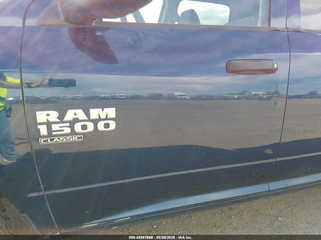 Продажа на аукционе авто 2021 Ram 1500 Classic Tradesman  4x4 5'7 Box, vin: 3C6RR7KG7MG664031, номер лота: 45267688