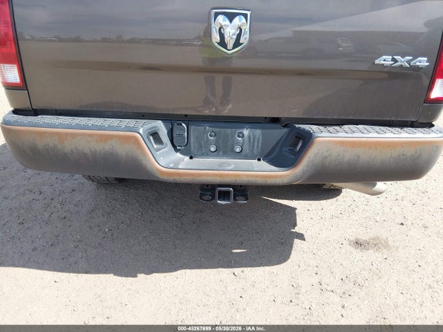 2021 Ram 1500 Classic Tradesman  4x4 5'7 Box მანქანა იყიდება აუქციონზე, vin: 3C6RR7KG9MG664032, აუქციონის ნომერი: 45267699