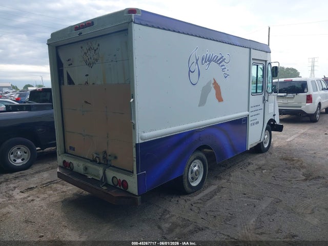 45267717 :رقم المزاد ، 1GBHP32R3T3314972 vin ، 1996 Chevrolet P30 مزاد بيع