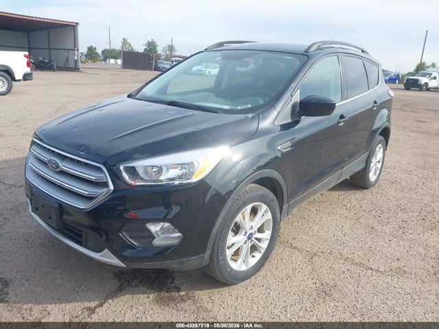 45267719 :رقم المزاد ، 1FMCU9GD5JUD08852 vin ، 2018 Ford Escape Se مزاد بيع