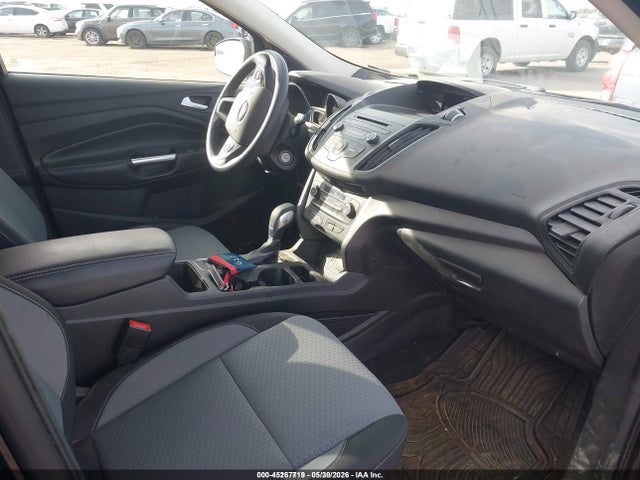 45267719 :رقم المزاد ، 1FMCU9GD5JUD08852 vin ، 2018 Ford Escape Se مزاد بيع