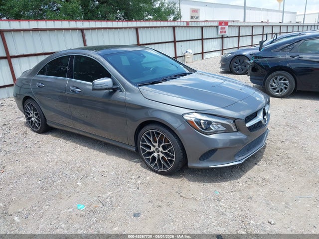 45267730 :رقم المزاد ، WDDSJ4EB1JN557114 vin ، 2018 Mercedes-benz Cla 250 مزاد بيع