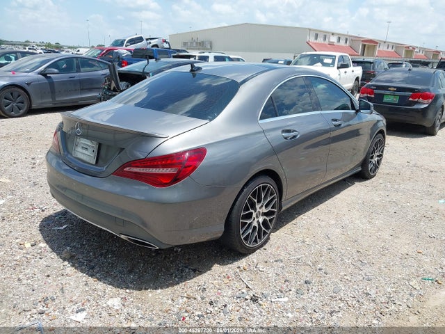 45267730 :رقم المزاد ، WDDSJ4EB1JN557114 vin ، 2018 Mercedes-benz Cla 250 مزاد بيع