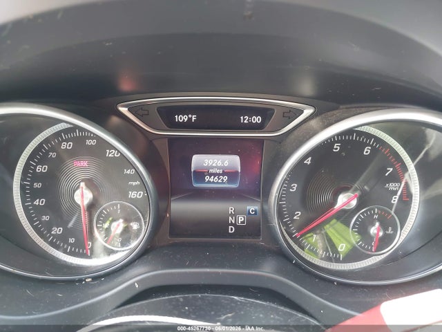 45267730 :رقم المزاد ، WDDSJ4EB1JN557114 vin ، 2018 Mercedes-benz Cla 250 مزاد بيع