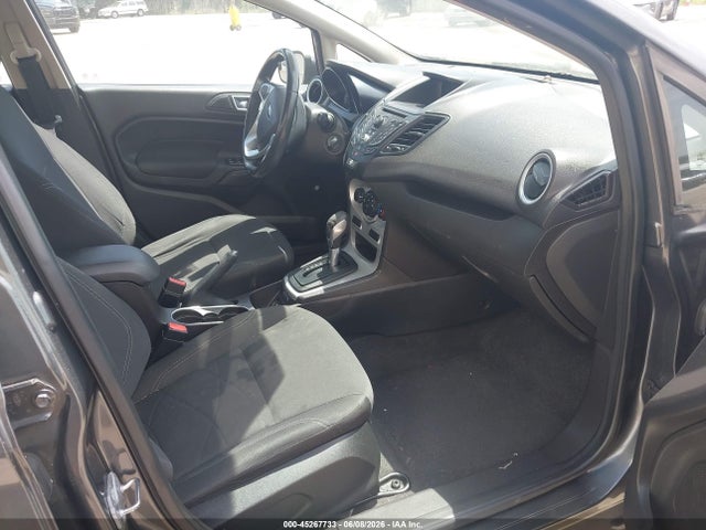 2015 Ford Fiesta Se მანქანა იყიდება აუქციონზე, vin: 3FADP4BJ6FM100657, აუქციონის ნომერი: 45267733