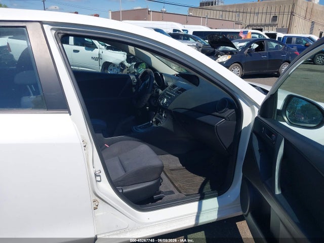 Aukcja sprzedaży 2011 Mazda Mazda3 I Sport, vin: JM1BL1UG0B1382573, numer aukcji: 45267745