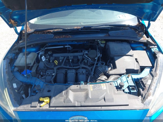 1FADP3F23FL304010 Ford FOCUS SE