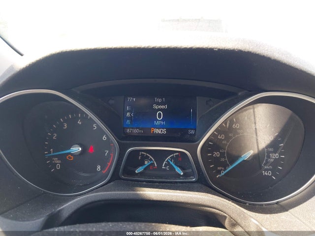 1FADP3F23FL304010 Ford FOCUS SE