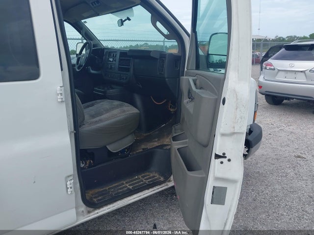 Aukcja sprzedaży 2016 Chevrolet Express 3500 Lt, vin: 1GAZGPFG5G1293097, numer aukcji: 45267794