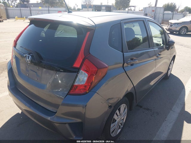 2015 Honda Fit Lx მანქანა იყიდება აუქციონზე, vin: 3HGGK5H51FM774237, აუქციონის ნომერი: 45267808