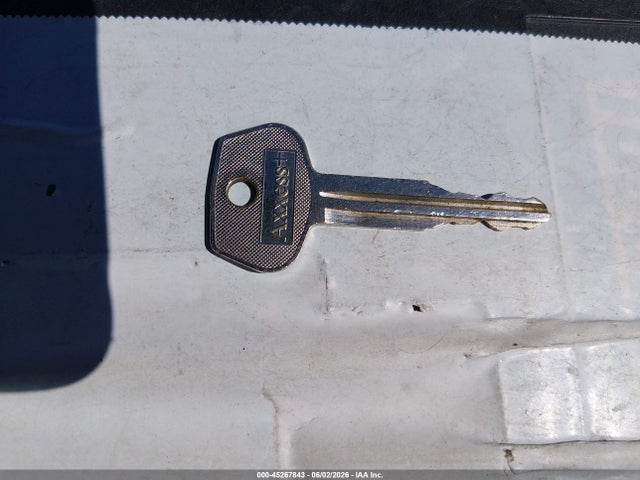45267843 :رقم المزاد ، 4TARN81A7NZ021912 vin ، 1992 Toyota Pickup 1/2 Ton Short Whlbase Stb مزاد بيع
