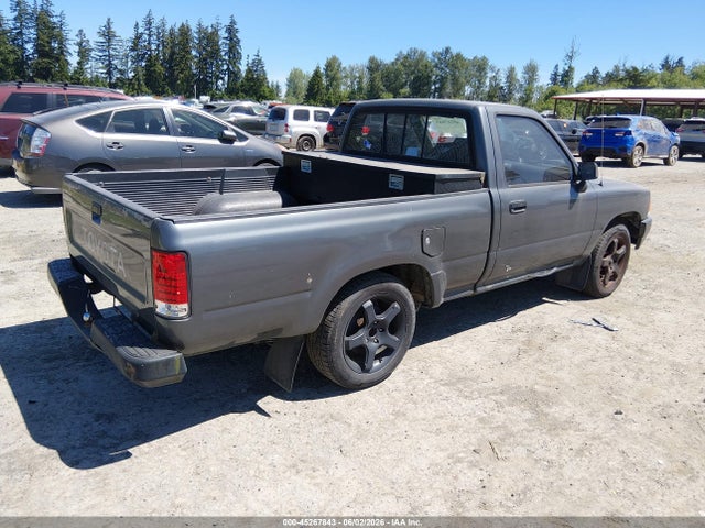 45267843 :رقم المزاد ، 4TARN81A7NZ021912 vin ، 1992 Toyota Pickup 1/2 Ton Short Whlbase Stb مزاد بيع