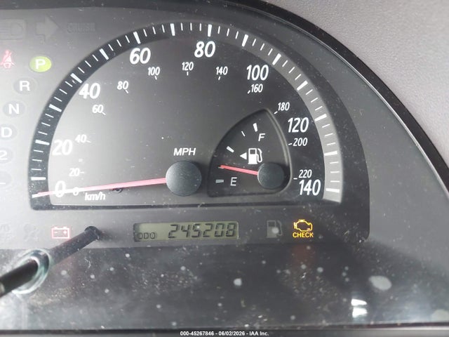 45267846 :رقم المزاد ، 4T1BE32K24U818964 vin ، 2004 Toyota Camry Le مزاد بيع