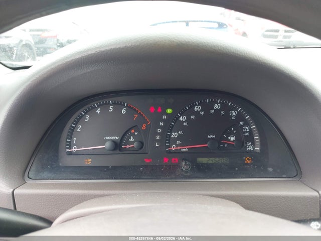 45267846 :رقم المزاد ، 4T1BE32K24U818964 vin ، 2004 Toyota Camry Le مزاد بيع
