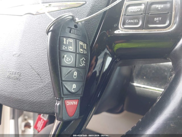 Продаж на аукціоні авто 2014 Chrysler Town & Country Touring-l 30th Anniversary, vin: 2C4RC1CGXER313437, номер лоту: 45267849