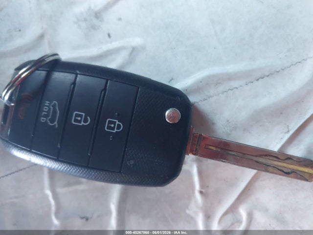 KIA SOUL + 2018 KNDJP3A51J7559366 Image 11