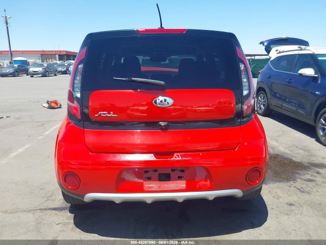 KIA SOUL + 2018 KNDJP3A51J7559366 Image 16