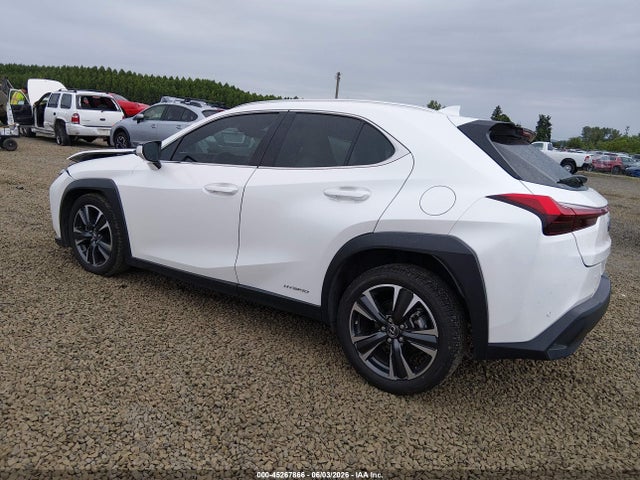 Lexus UX 250H 2022 JTHX9JBH4N2059012 Image 3