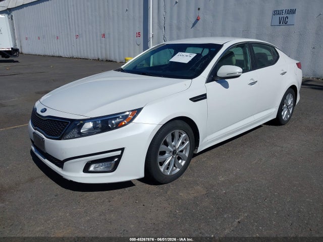 KNAGM4A77F5615336 KIA Optima Lx