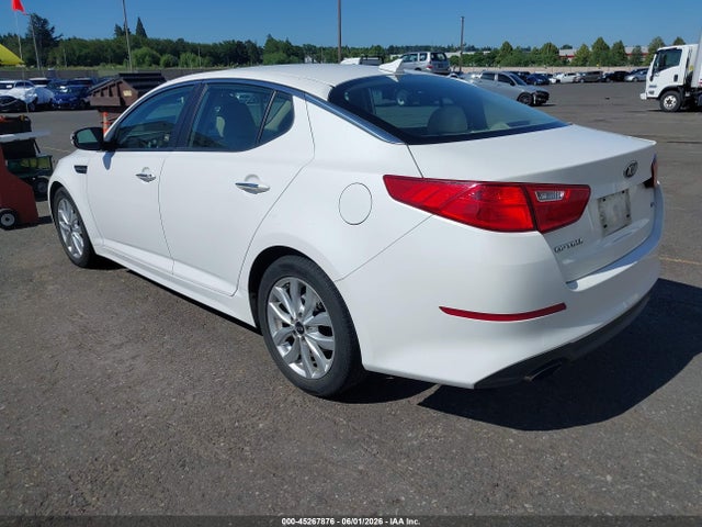 KNAGM4A77F5615336 KIA Optima Lx