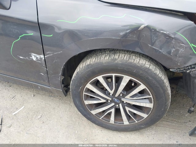 4S3BNAF68J3013641 Subaru Legacy 2.5i Premium