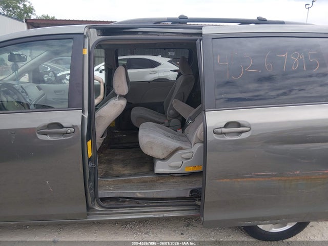 Продажа на аукционе авто 2012 Toyota Sienna Le V6 8 Passenger, vin: 5TDKK3DC0CS248212, номер лота: 45267895