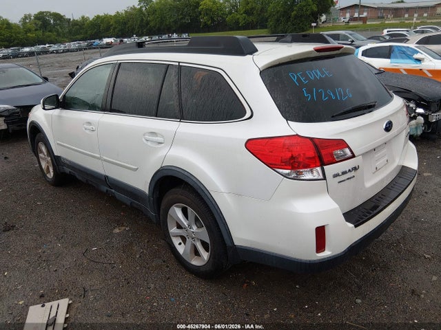 45267904 :رقم المزاد ، 4S4BRCEC1E3296540 vin ، 2014 Subaru Outback 2.5i Premium مزاد بيع