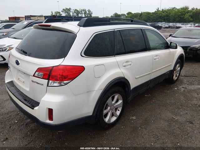 45267904 :رقم المزاد ، 4S4BRCEC1E3296540 vin ، 2014 Subaru Outback 2.5i Premium مزاد بيع
