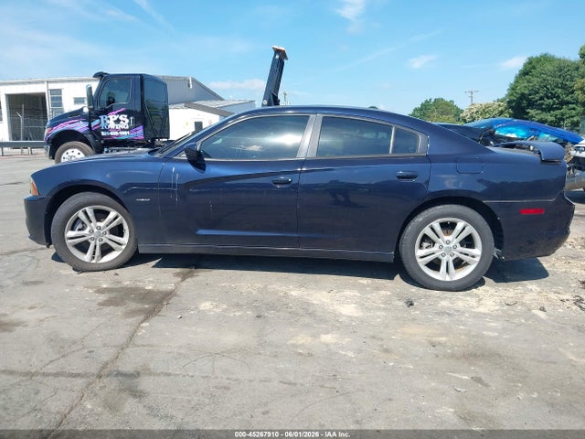45267910 :رقم المزاد ، 2B3CM5CT8BH551538 vin ، 2011 Dodge Charger R/t مزاد بيع