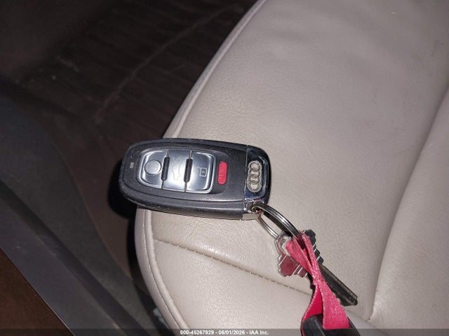 45267929 :رقم المزاد ، WA1LKAFP8AA088934 vin ، 2010 Audi Q5 3.2 Premium مزاد بيع