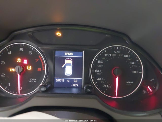 45267929 :رقم المزاد ، WA1LKAFP8AA088934 vin ، 2010 Audi Q5 3.2 Premium مزاد بيع