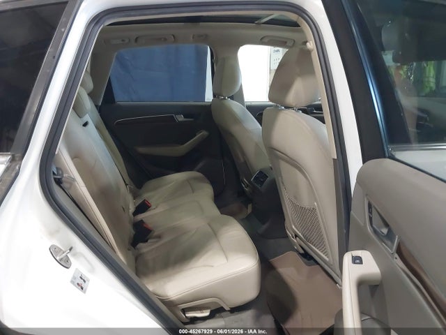 45267929 :رقم المزاد ، WA1LKAFP8AA088934 vin ، 2010 Audi Q5 3.2 Premium مزاد بيع