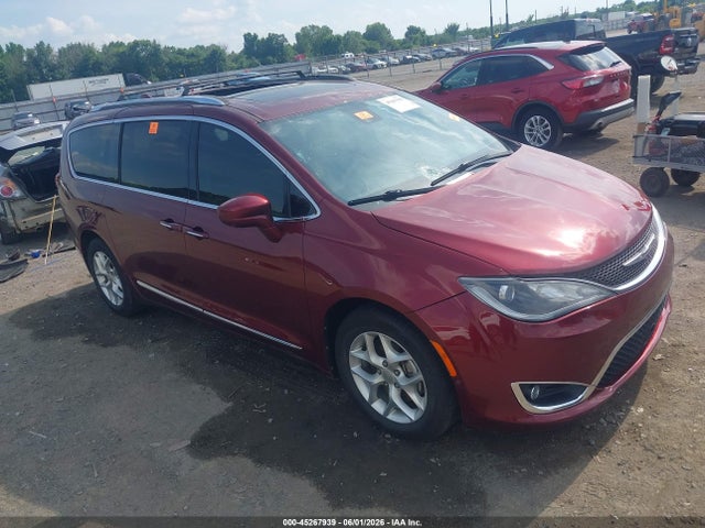 Продаж на аукціоні авто 2020 Chrysler Pacifica 35th Anniversary Touring L Plus, vin: 2C4RC1EG2LR133041, номер лоту: 45267939