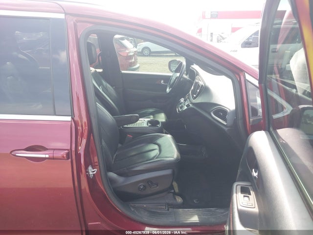 Продаж на аукціоні авто 2020 Chrysler Pacifica 35th Anniversary Touring L Plus, vin: 2C4RC1EG2LR133041, номер лоту: 45267939