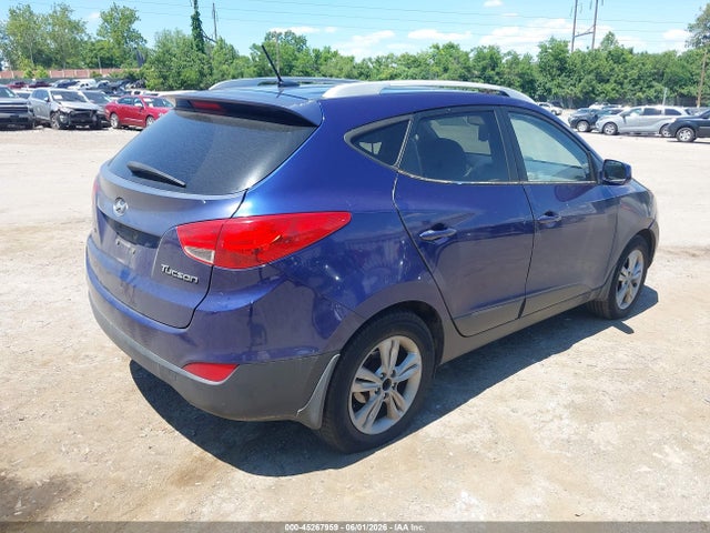 45267959 :رقم المزاد ، KM8JU3AC3BU240945 vin ، 2011 Hyundai Tucson Gls مزاد بيع