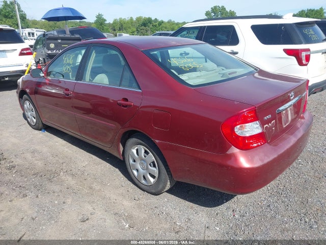 45268005 :رقم المزاد ، 4T1BE30K44U278827 vin ، 2004 Toyota Camry Le مزاد بيع