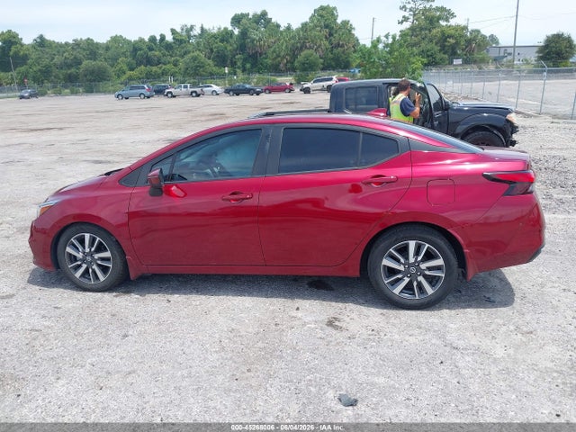 2021 Nissan Versa Sv Xtronic Cvt მანქანა იყიდება აუქციონზე, vin: 3N1CN8EV2ML895696, აუქციონის ნომერი: 45268006