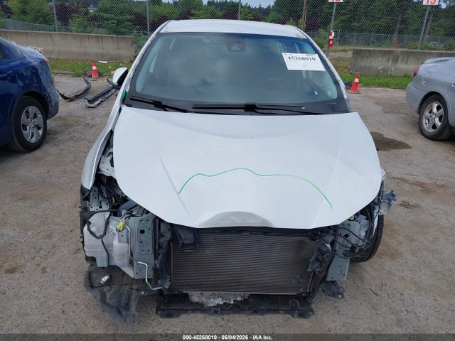 JTDKAMFU2M3139896 Toyota PRIUS XLE