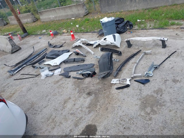 JTDKAMFU2M3139896 Toyota PRIUS XLE