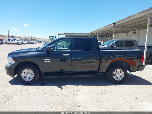 1C6RR7KG7JS286524 RAM 1500 Tradesman 4x4 5&#039;7 Box