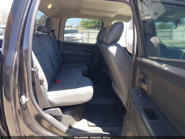 1C6RR7KG7JS286524 RAM 1500 Tradesman 4x4 5&#039;7 Box