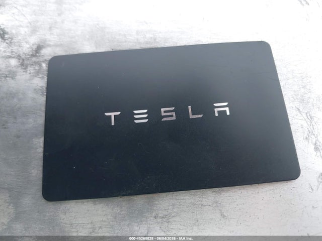 Продажа на аукционе авто 2024 Tesla Model Y, vin: 7SAYGDED5RF083878, номер лота: 45268028
